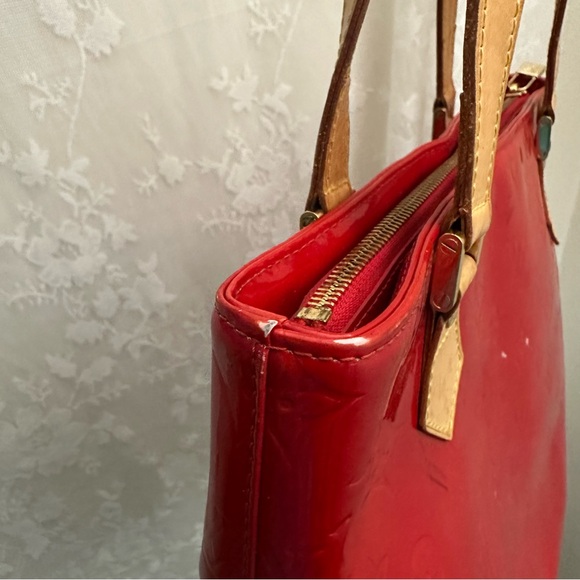 Louis Vuitton Houston Tote Red Leather Monogram Vernis - Picture 6 of 12